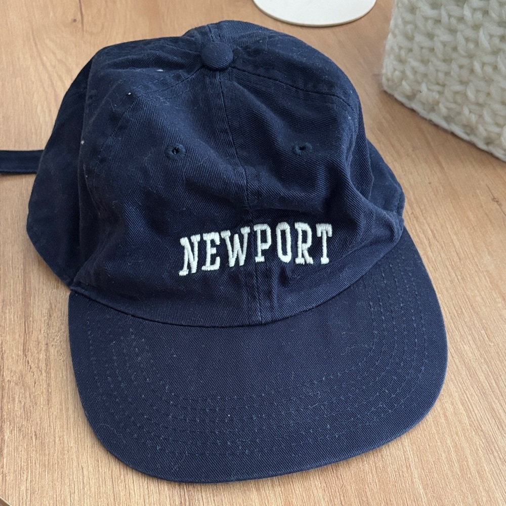 Brandy Melville Newport Cap in Navy
